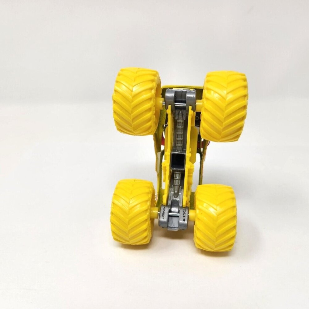 Monster Jam El Toro Loco Monster Truck 1:64 2024 Series 29 Vs (bt1) - Picture 7 of 7